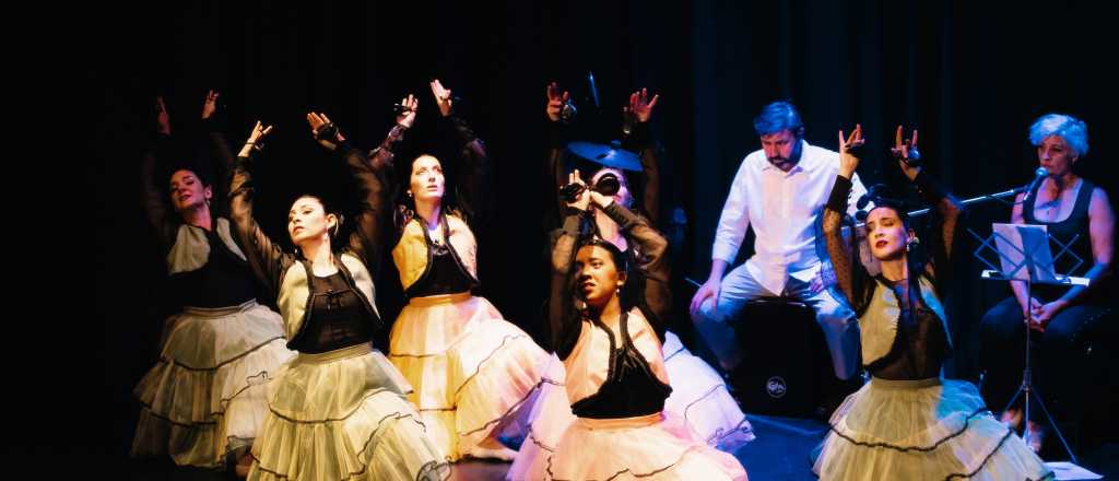 Danza y pintura se cruzan en escena: "Entre trazos y tacones", en el Le Parc