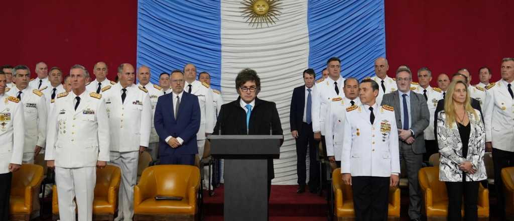 Milei ponder&oacute; el rol de las FFAA y homenaje&oacute; a los efectivos muertos