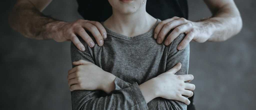 Acusan a un conocido empresario por abusos a compa&ntilde;eros de su hijo