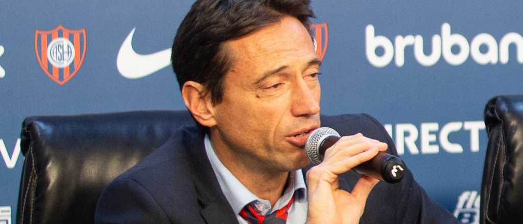 Moretti se aferra a la presidencia y denuncia un golpe de estado