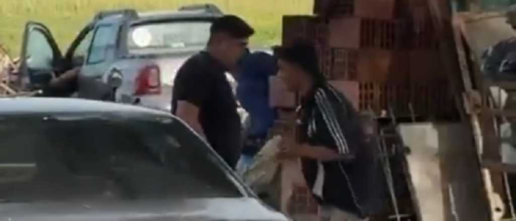 Video: brutal golpiza a la salida de un boliche