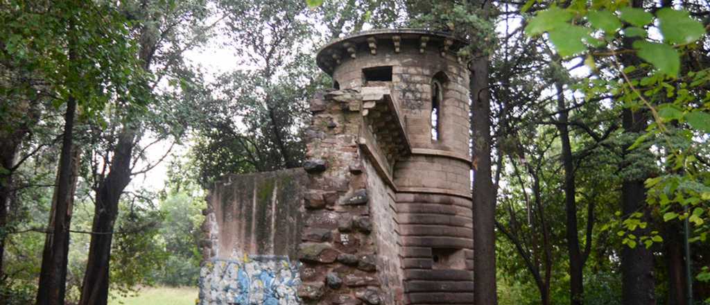 La mini cárcel escondida en el corazón del Parque San Martín