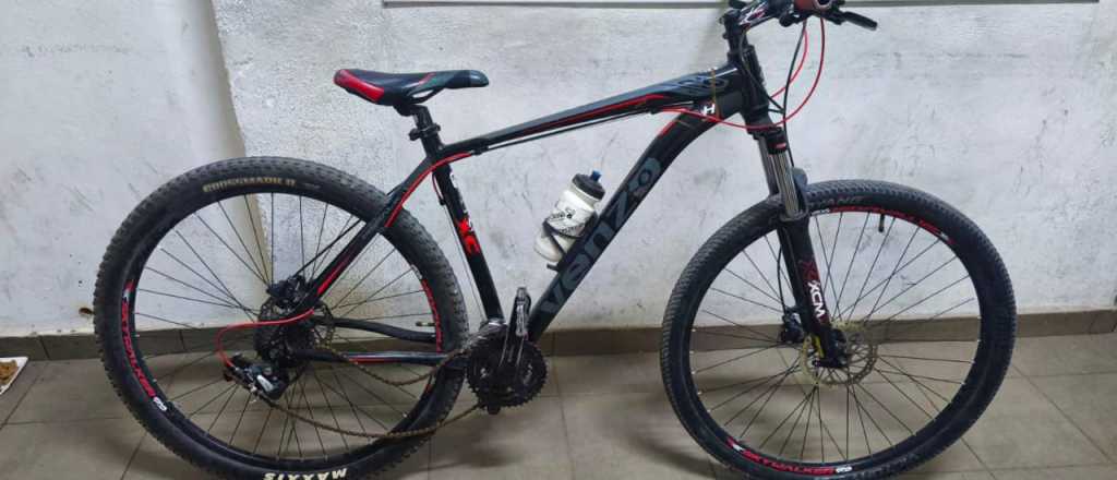 Intentó escapar en bicicleta y lo detuvieron armado en el Campo Papa