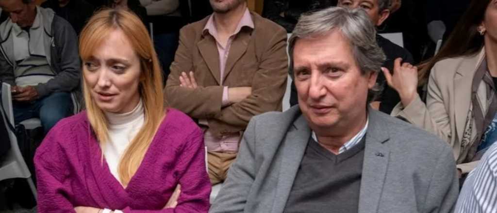 "Resucitan" a una vieja mina de cuarzo para acentuar la grieta peronista   