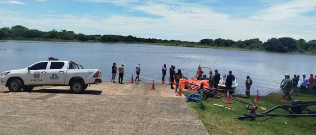 Tres argentinas murieron en el naufragio de una lancha en Paraguay