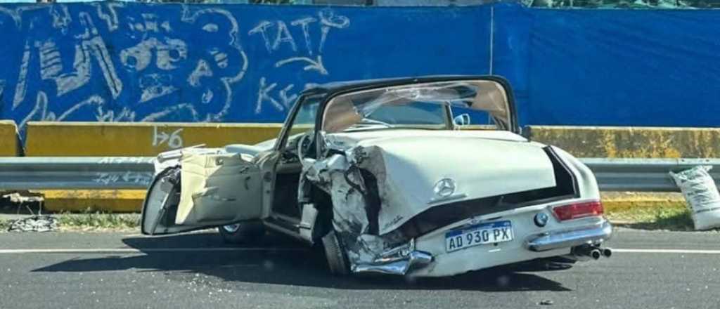 La "novela" que se armó detrás del Mercedes clásico que terminó destrozado
