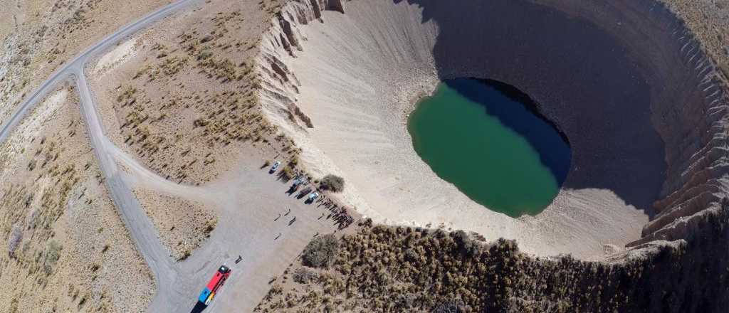 El lago de ensueño donde aseguran que hay espíritus encerrados