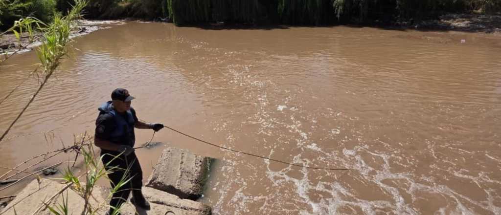 A cuatro d&iacute;as de que el agua se llevara a la mujer, qu&eacute; se sabe y qu&eacute; dicen los vecinos