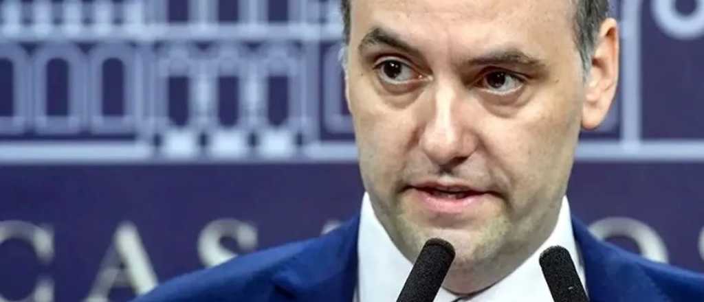 El Gobierno prohibió el ingreso de "cómplices" de Maduro tras su captura