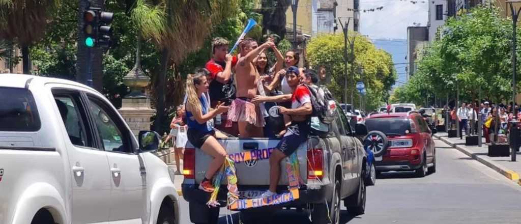 Cuándo está prohibido tocar bocina, según la Ley de Tránsito de Mendoza