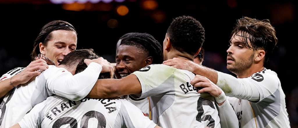 Ponen una monta&ntilde;a de plata, pero &eacute;l quiere renovar con el Real Madrid