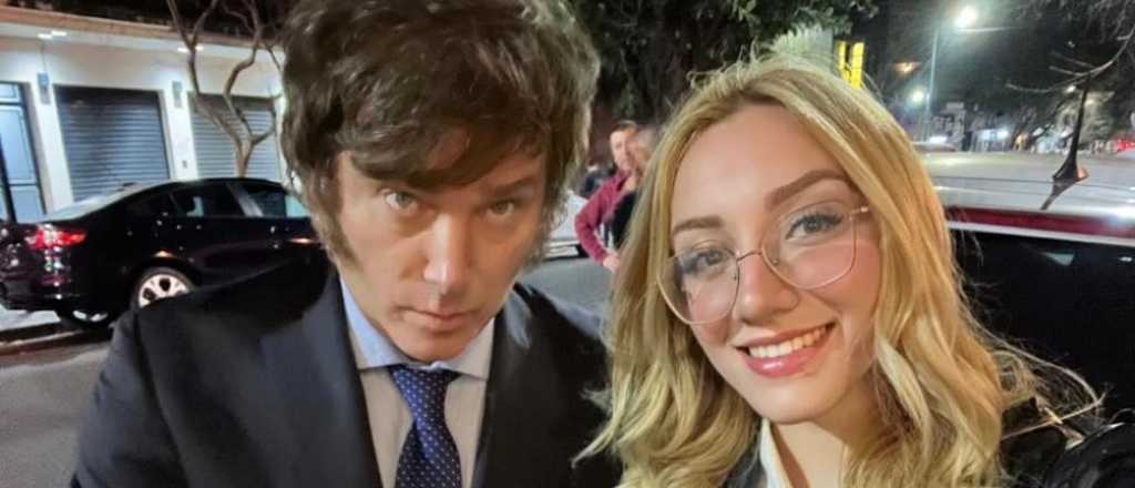 Video: chocó borracha contra un poste una influencer cercana a Milei