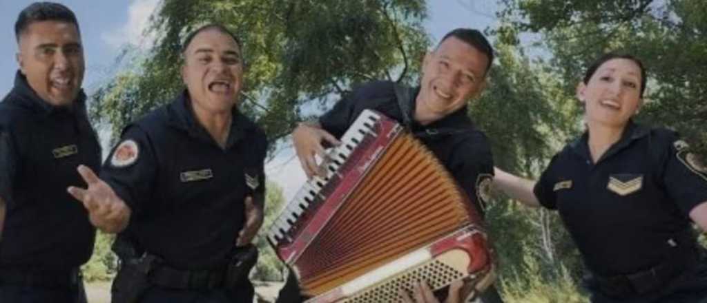 El ritmo cuartetero que la Polic&iacute;a de C&oacute;rdoba le dio a un tema de Miranda!