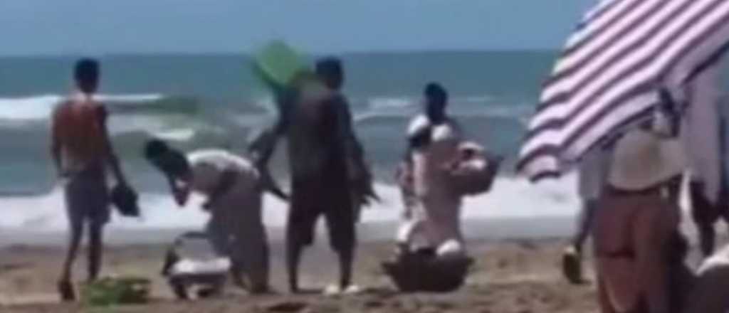 Video: vendedores ambulantes a los canastazos en Mar Azul