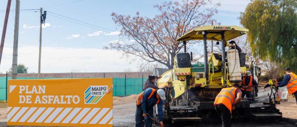 Maipú consolida su desarrollo urbano con el 90% del Plan de Asfalto cumplido