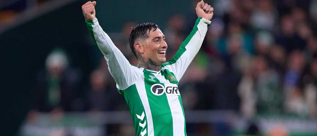 Videos: Chimy &Aacute;vila la rompi&oacute; con un doblete y el Betis est&aacute; en cuartos