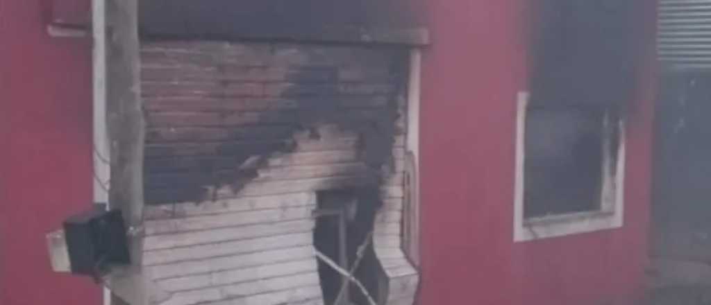 Conmoci&oacute;n: una mujer y dos ni&ntilde;as murieron en un incendio