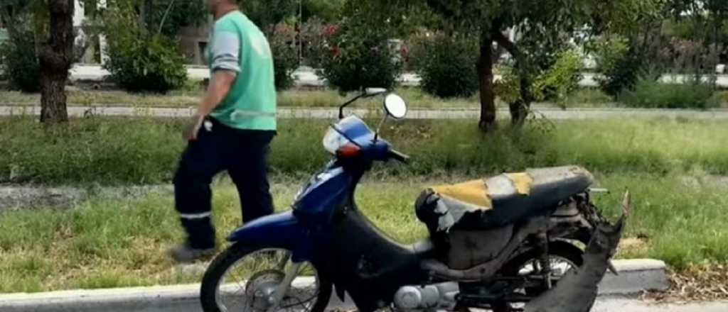 Un motociclista impactó contra un pozo en Las Heras y cayó al suelo