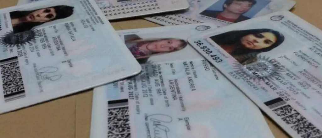 Cu&aacute;les son los cambios que buscan modernizar el DNI y el pasaporte