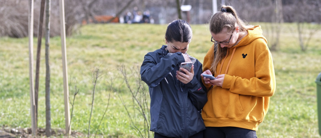Australia bloque&oacute; casi cinco millones de cuentas de redes sociales a chicos