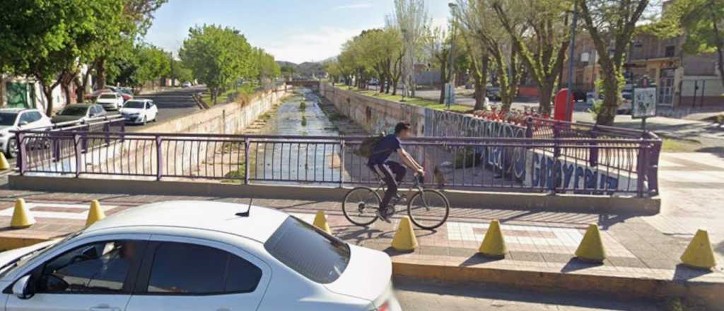 Dram&aacute;tico rescate a dos hombres que arrastr&oacute; el agua en el zanj&oacute;n Maure