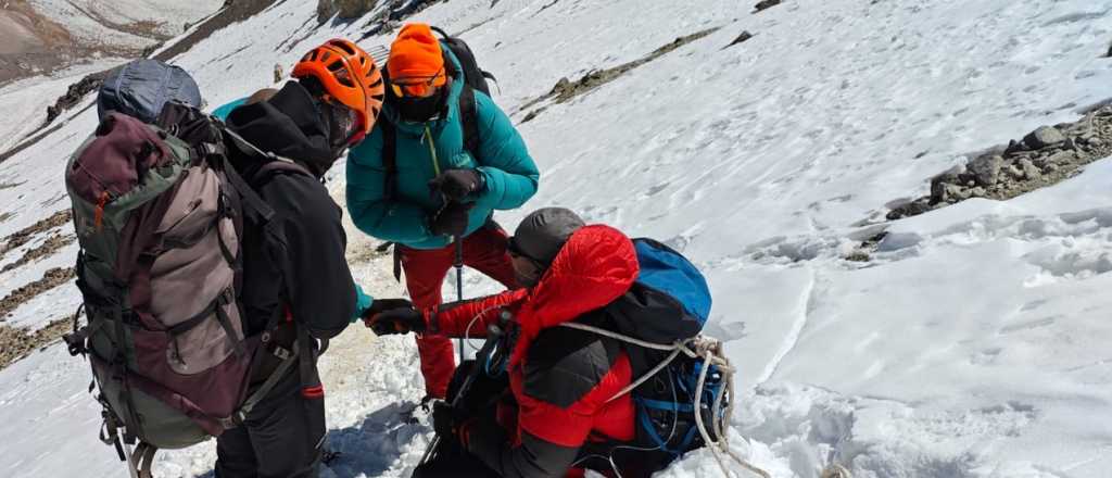 Rescataron a un andinista ingl&eacute;s en el Aconcagua 