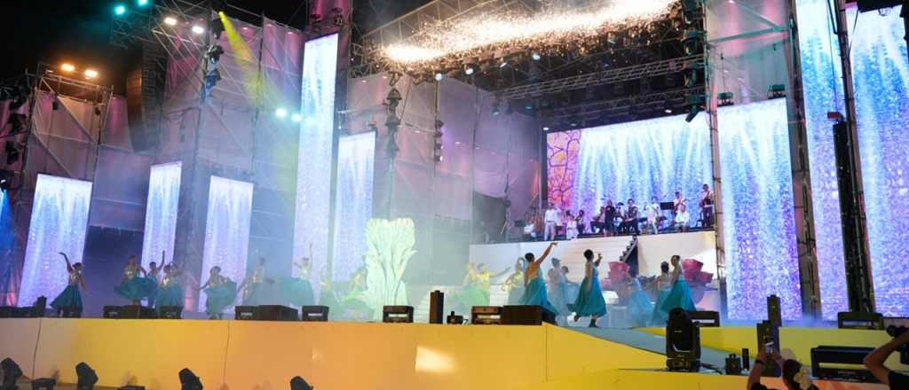 Con una multitud, Jun&iacute;n celebr&oacute; su Vendimia departamental