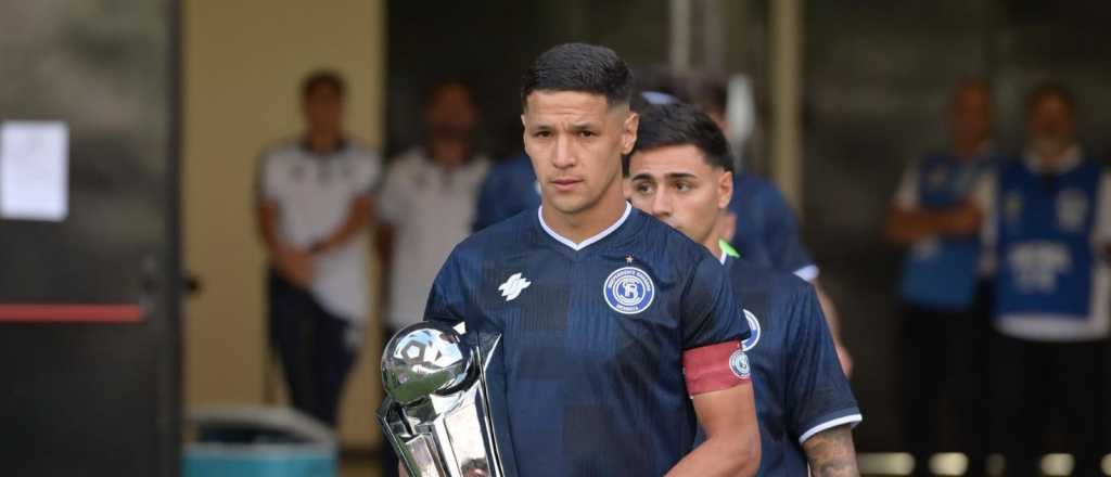 Video: Independiente Rivadavia tuvo su pasillo de campe&oacute;n