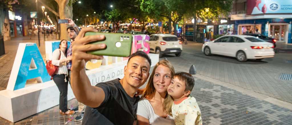 Turismo 2026: m&aacute;s viajes, pero con estad&iacute;as cortas y elegidas a &uacute;ltimo momento