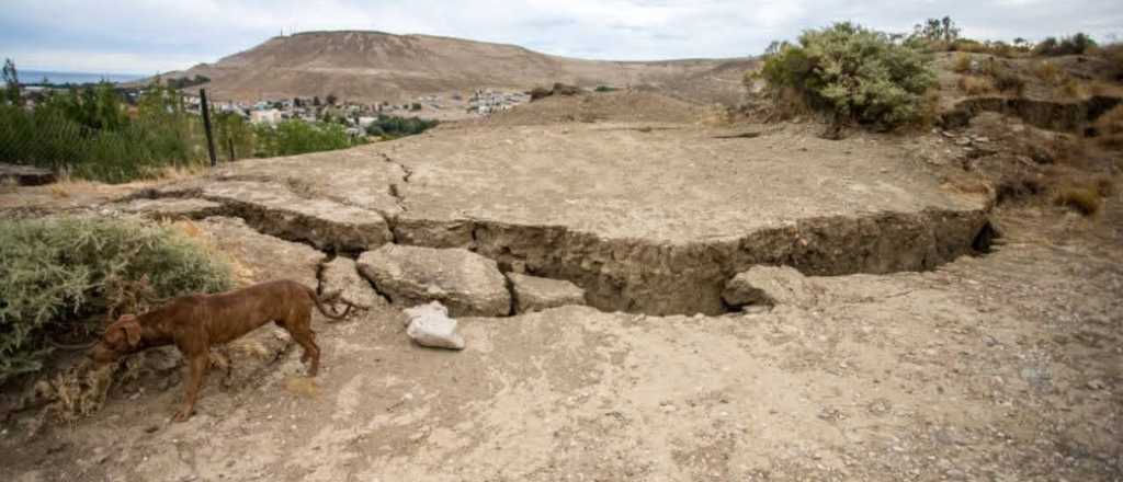 Comodoro Rivadavia en alerta: evacuaciones y emergencia geol&oacute;gica