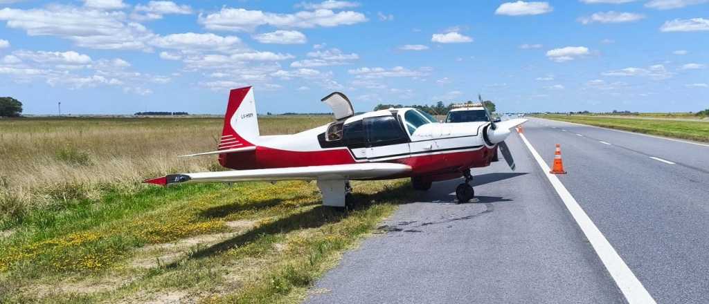 Una aeronave debi&oacute; aterrizar de emergencia sobre la ruta en Pinamar