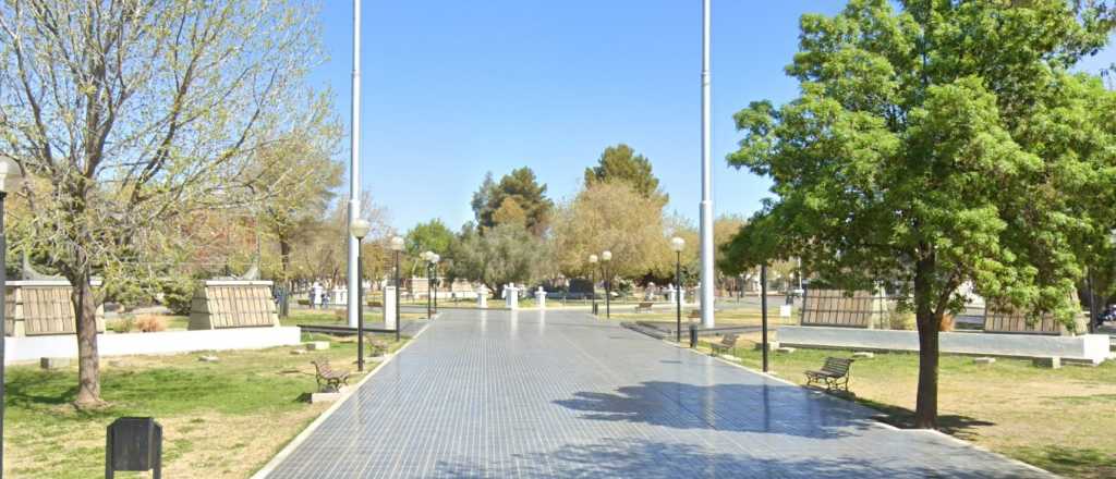 La plaza que fue una chacra de San Mart&iacute;n en Mendoza 