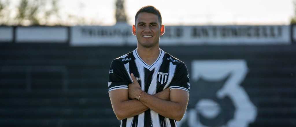 Gimnasia sumó a un delantero extranjero justo antes del debut