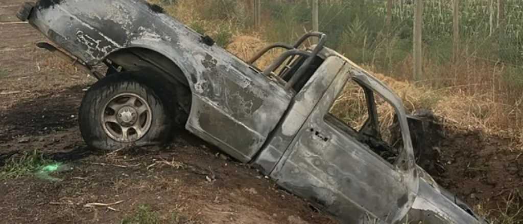 Un conductor ebrio cay&oacute; a un canal de San Mart&iacute;n y su camioneta se incendio
