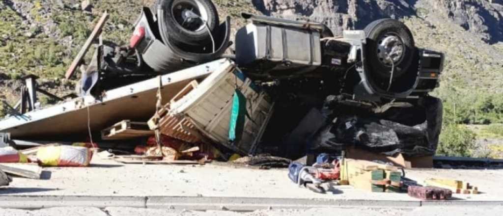 Habilitaron la ruta tras el accidente donde muri&oacute; un camionero mendocino