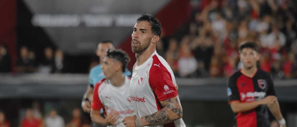 Al Rojo se le escapó el triunfo en Rosario y sobre el final