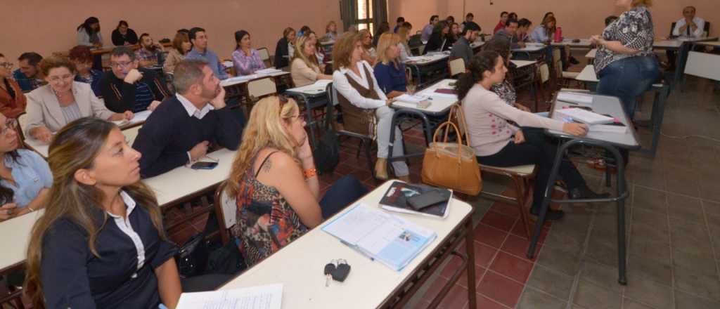 Presentaron la "nueva secundaria" de Cornejo
