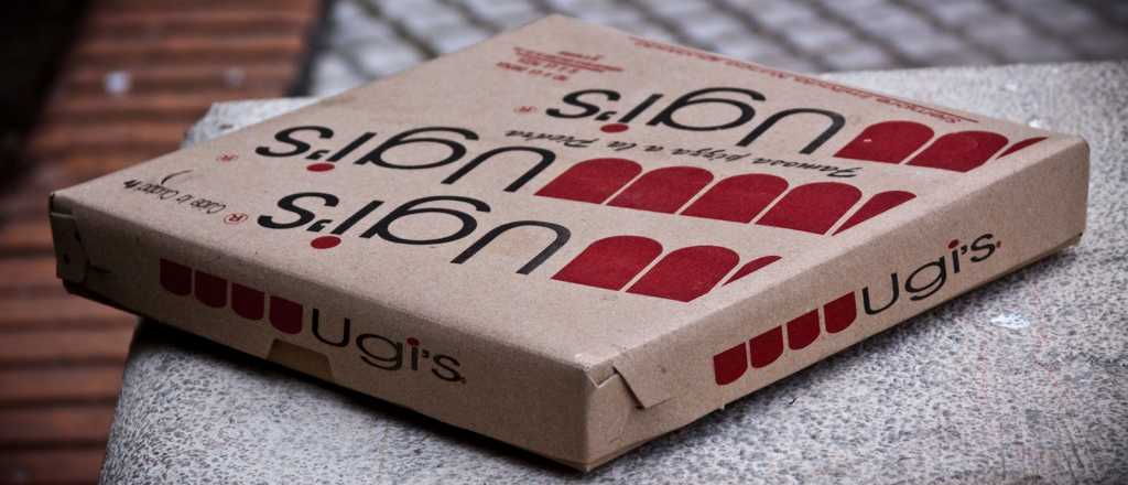 Así trata a sus clientes de Facebook esta famosa pizzería