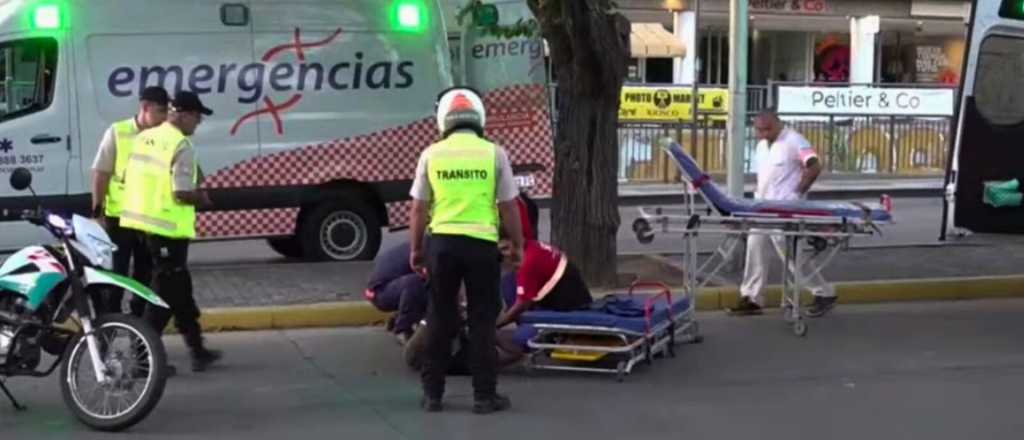 Un joven se fractur&oacute; y su amigo lo abandon&oacute; en la calle Peltier