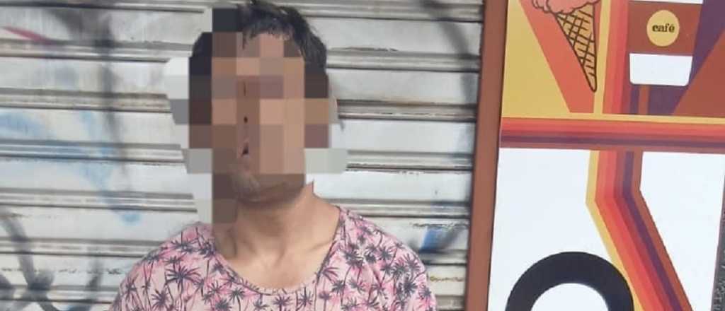 Detuvieron a un ladrón que minutos antes robó en una galería del Centro
