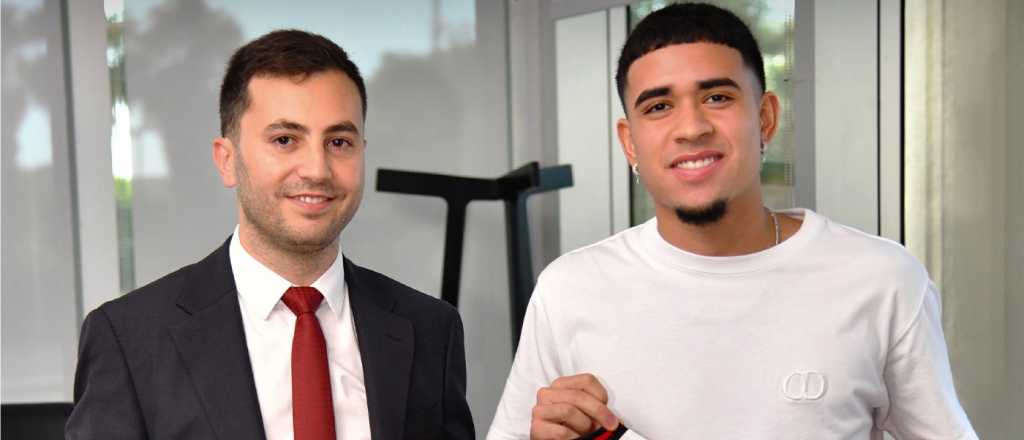 Ya es oficial: River anunci&oacute; la llegada de Kendry P&aacute;ez