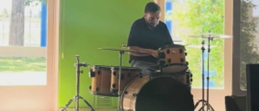 El intendente que tocó la batería y amaga con estar en Vendimia