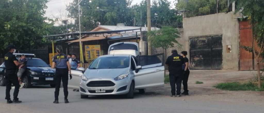 Persecución de película y choque en Las Heras: cuatro policías heridos