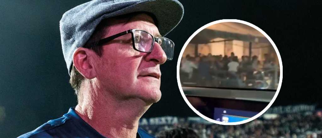 Locura en la Ar&iacute;stides: el festejo viral de Alfredo Berti con los hinchas de la Lepra