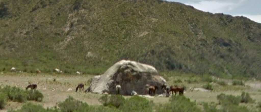 La roca gigante en El Manzano que encierra un misterio terrorífico