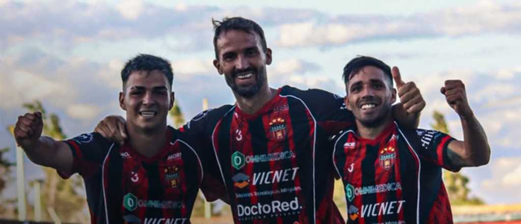 FADEP goleó a Estudiantes (SL) y va por el ascenso al Federal A