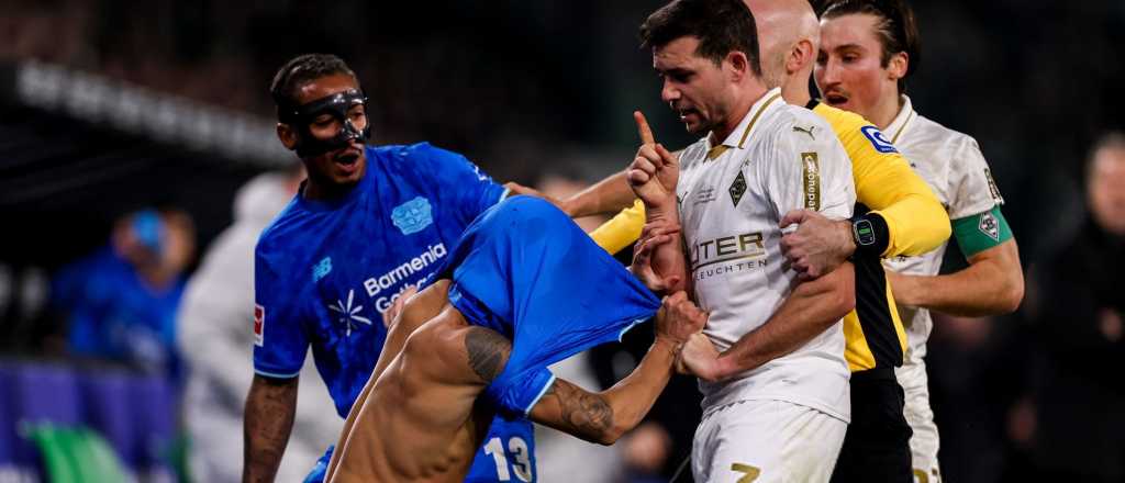Video: un jugador de la Selecci&oacute;n protagoniz&oacute; una violenta pelea
