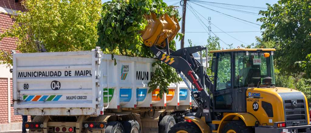 Maip&uacute; refuerza los operativos de limpieza integral en todos los barrios