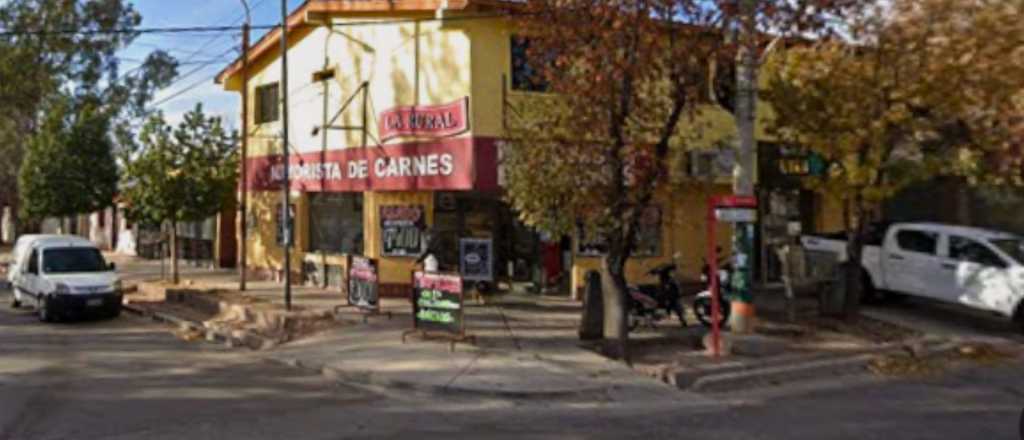 Robaron plata, vinos y celulares en una carnicer&iacute;a de Guaymall&eacute;n