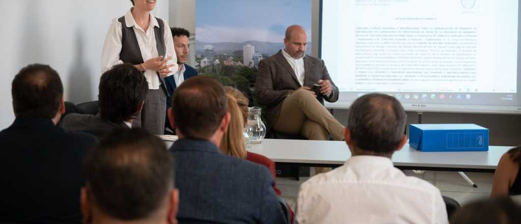 Abrieron sobres para licitar 17 &aacute;reas hidrocarbur&iacute;feras